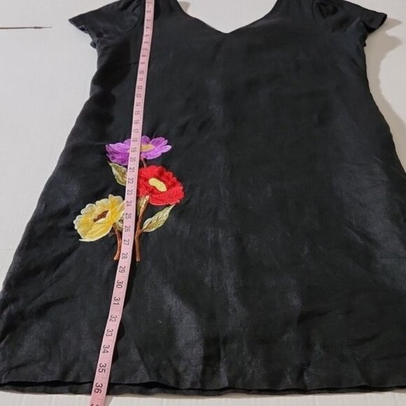 Women's Size L Black Linen Floral Embroidered V-Neck Short Cap Sleeve Pockets - Picture 13 of 13